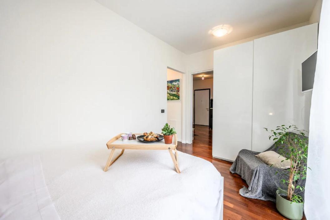 Casa Albertina Grazioso Appartamento Vicino Alla Stazione Monza Eksteriør billede