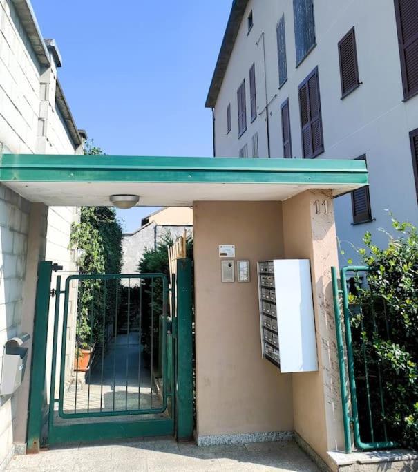 Casa Albertina Grazioso Appartamento Vicino Alla Stazione Monza Eksteriør billede