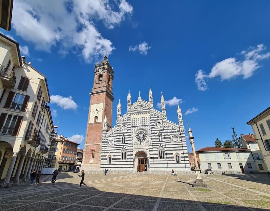 Casa Albertina Grazioso Appartamento Vicino Alla Stazione Monza Eksteriør billede